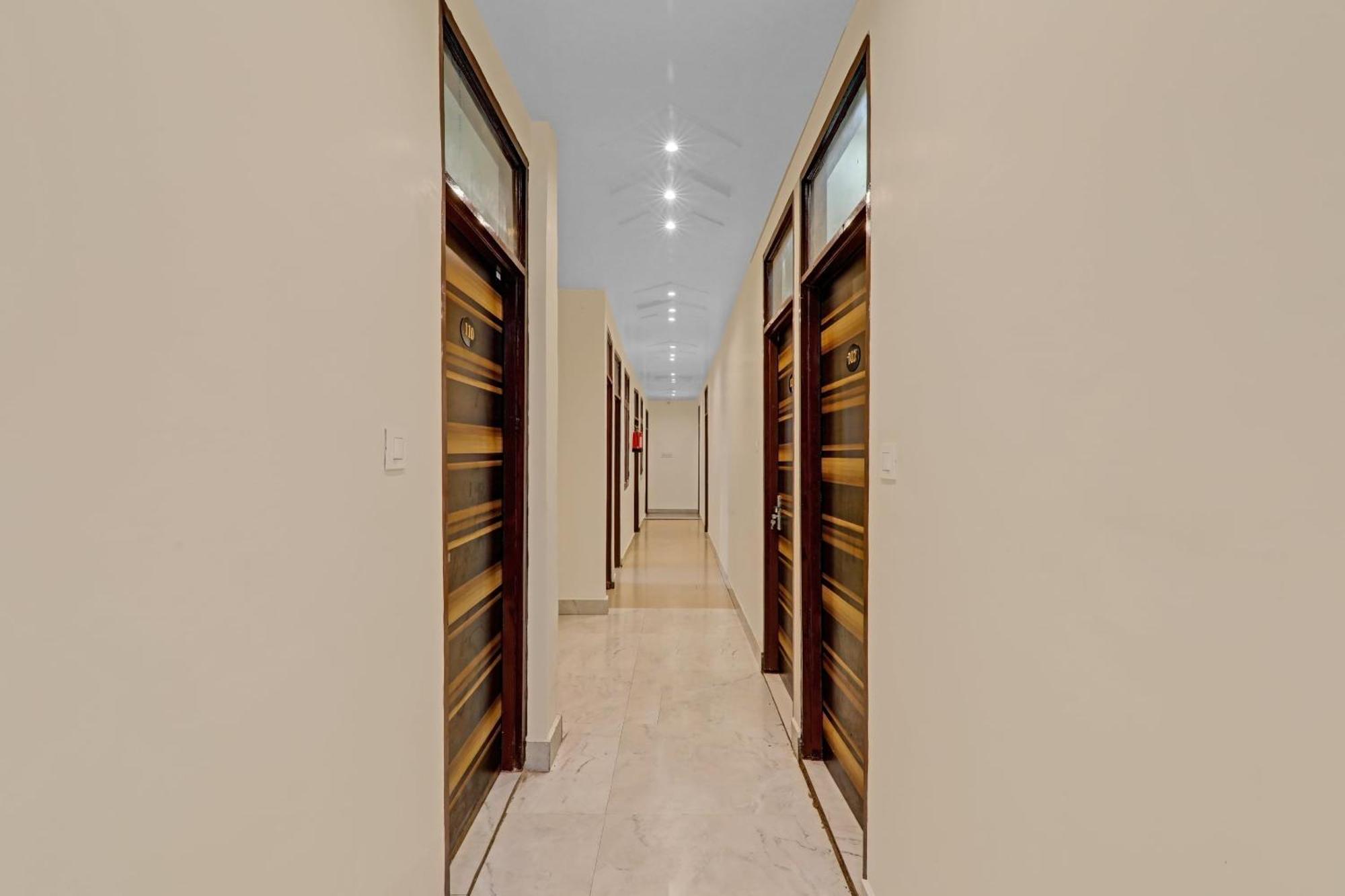 Collection O Hotel Marigold Kanpur Buitenkant foto